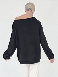 hanz oversize sweater. alexa