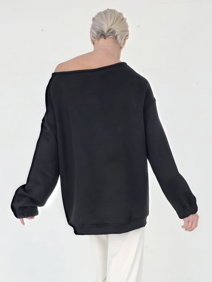 hanz oversize sweater. alexa